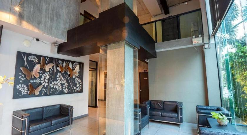 Hotel B2 South 3*